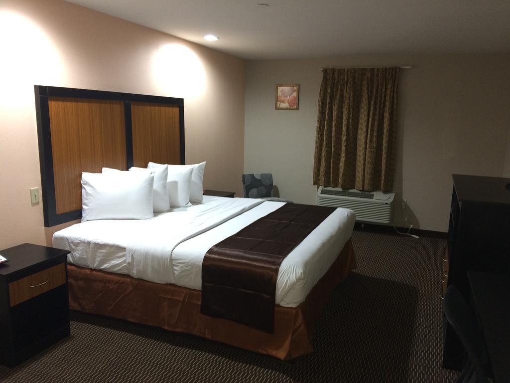 Paradise Inn & Suites Батон-Руж Номер фото